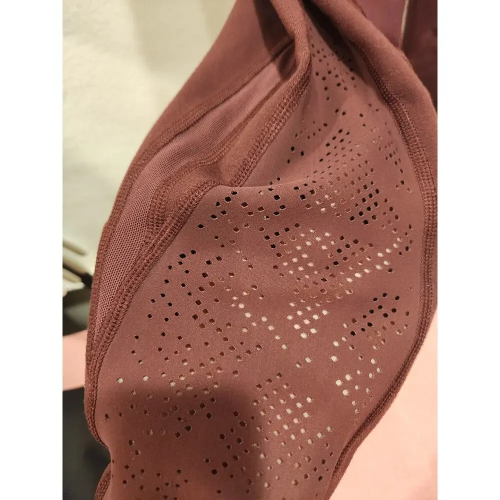 Lululmon Anew‎ Crop brown 24 insteam size 6